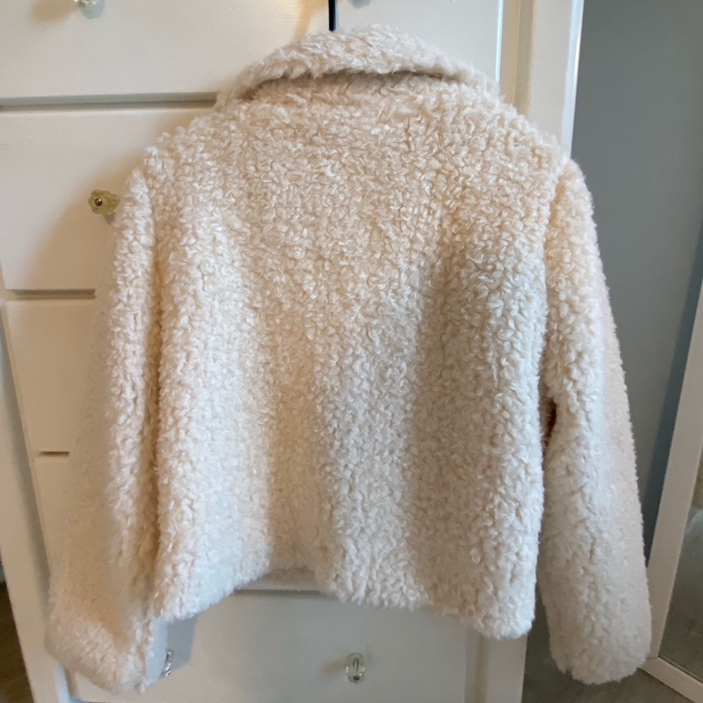 NWT Lulus Cozy Teddy Sz Medium - Picture 2 of 3
